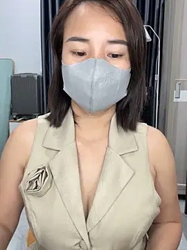 Snapshot of AnNa-99 chatting on 11/10/25, 06:18 AnNa-99 online show from 11/10/25, 06:18