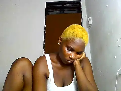 Snapshot of SexyKimberly23 chatting on 10/12/25, 06:20 SexyKimberly23 online show from 10/12/25, 06:20