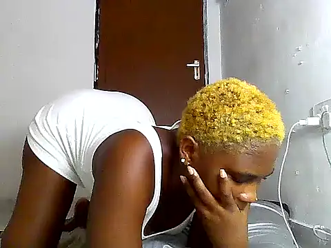 SexyKimberly23 online show from 10/31/25, 08:05