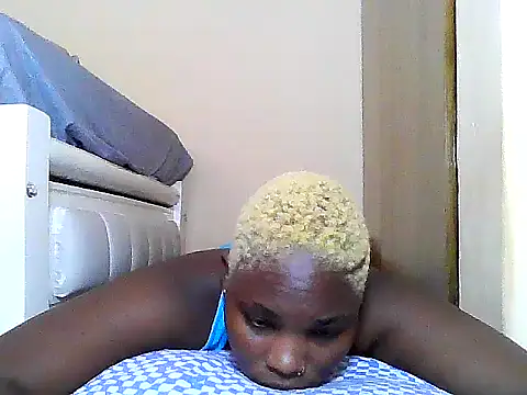 Snapshot of SexyKimberly23 chatting on 06/07/26, 07:46 SexyKimberly23 online show from 06/07/26, 07:46