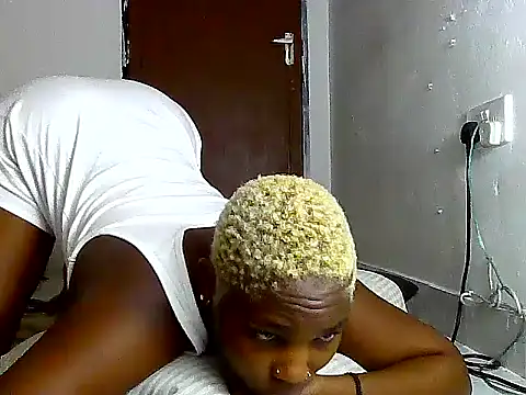 SexyKimberly23 online show from 12/15/25, 07:52