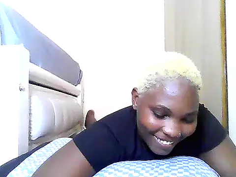 Snapshot of SexyKimberly23 chatting on 06/11/26, 07:00 SexyKimberly23 online show from 06/11/26, 07:00