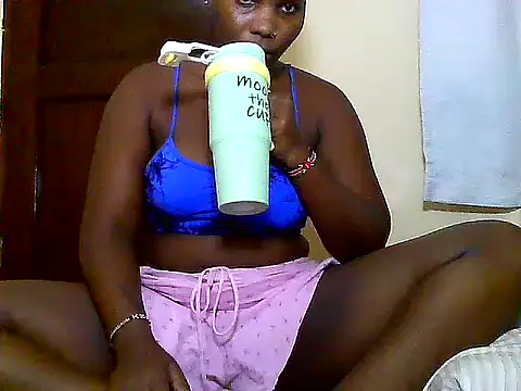 Snapshot of SexyKimberly23 chatting on 05/25/26, 07:12 SexyKimberly23 online show from 05/25/26, 07:12