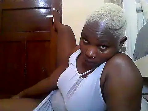 Snapshot of SexyKimberly23 chatting on 04/02/26, 08:10 SexyKimberly23 online show from 04/02/26, 08:10