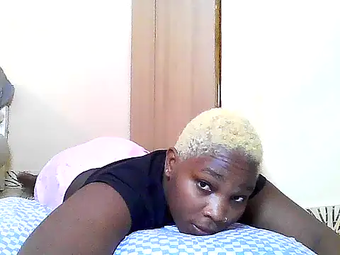 Snapshot of SexyKimberly23 chatting on 06/10/26, 08:04 SexyKimberly23 online show from 06/10/26, 08:04
