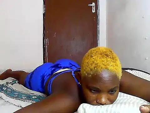 Snapshot of SexyKimberly23 chatting on 10/16/25, 03:59 SexyKimberly23 online show from 10/16/25, 03:59