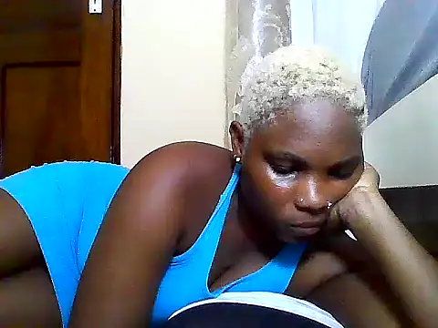 Snapshot of SexyKimberly23 chatting on 02/13/26, 03:56 SexyKimberly23 online show from 02/13/26, 03:56