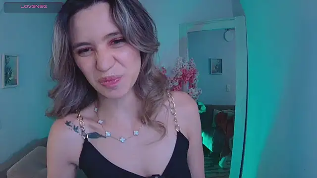 Lucy Princes online show from 09/20/25, 01:54