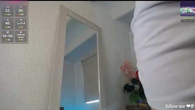 Lucy Princes online show from 02/04/26, 09:43