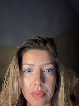 Snapshot of SonyaD_ chatting on 02/24/25, 05:22 SonyaD online show from 02/24/25, 05:22