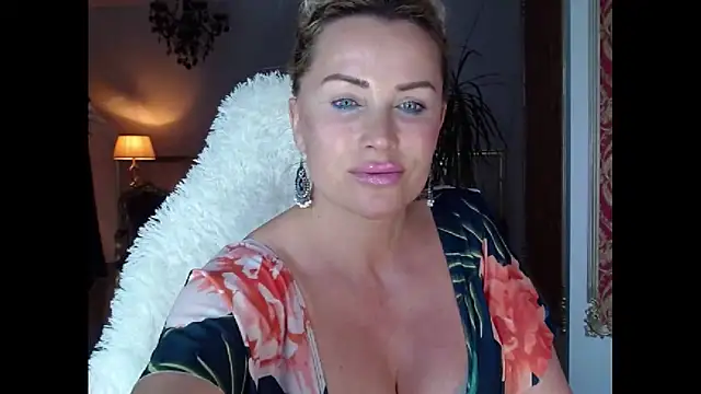 eyesangel22 online show from 03/01/25, 12:45