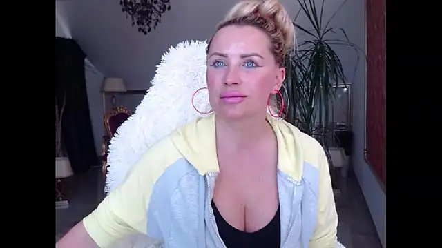 eyesangel22 online show from 03/21/25, 10:17