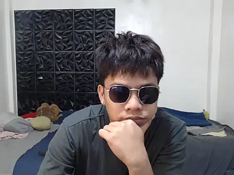 Prince hottie online show from 10/14/25, 08:37