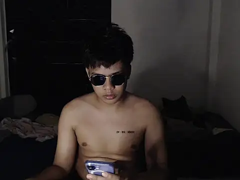 Prince hottie online show from 10/23/25, 05:22