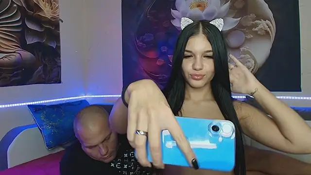 Snapshot of xDeepInLovexx chatting on 11/01/25, 06:13 xDeepInLovexx online show from 11/01/25, 06:13