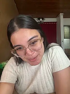 CamilaSofiia online show from 04/05/26, 11:22