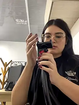 CamilaSofiia online show from 10/05/25, 04:42