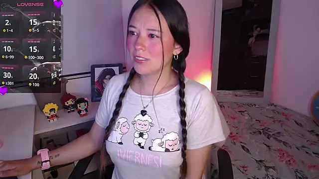 Lexie Thompson10 online show from 11/21/25, 12:42