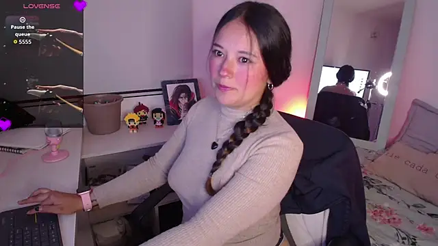 Lexie Thompson10 online show from 11/19/25, 12:43