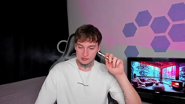 Chris Tyson online show from 10/05/25, 09:38