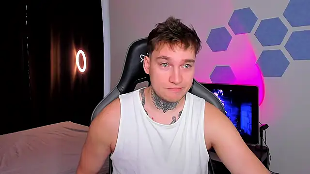 Chris Tyson online show from 11/28/25, 07:52