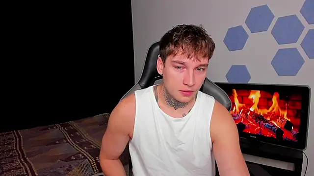 Chris Tyson online show from 09/20/25, 01:54