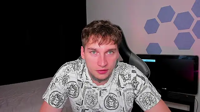 Chris Tyson online show from 09/14/25, 01:28