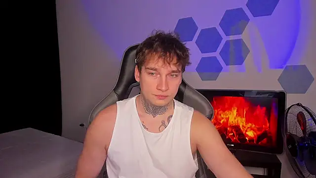 Chris Tyson online show from 10/16/25, 07:33