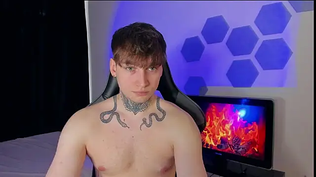 Chris Tyson online show from 03/22/25, 05:39