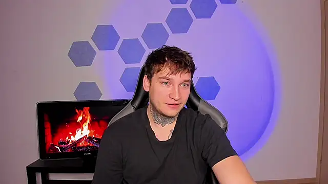 Chris Tyson online show from 10/01/25, 09:25