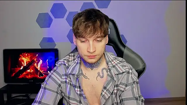 Chris Tyson online show from 03/13/25, 01:21