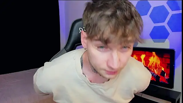 Chris Tyson online show from 02/16/25, 02:09