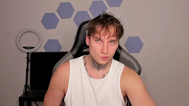 Chris Tyson online show from 10/19/25, 08:55