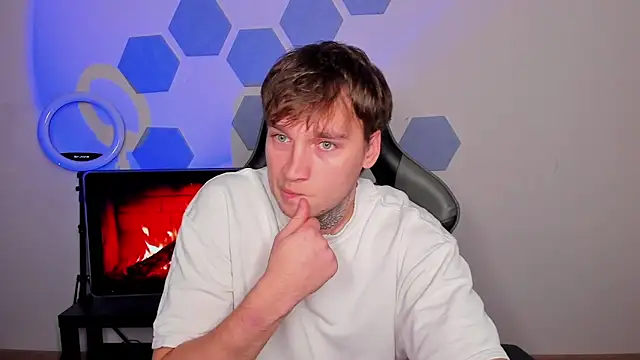 Chris Tyson online show from 10/25/25, 10:10