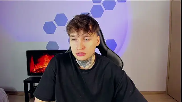 Chris Tyson online show from 02/25/25, 10:20