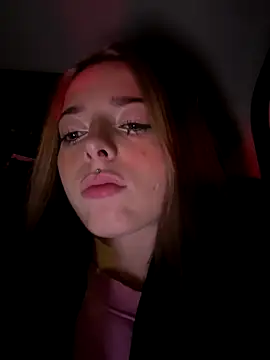 LoraaDoll online show from 10/22/25, 03:33