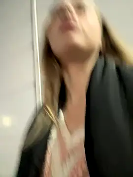 LoraaDoll online show from 10/08/25, 03:57