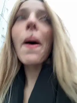 LoraaDoll online show from 10/14/25, 02:39