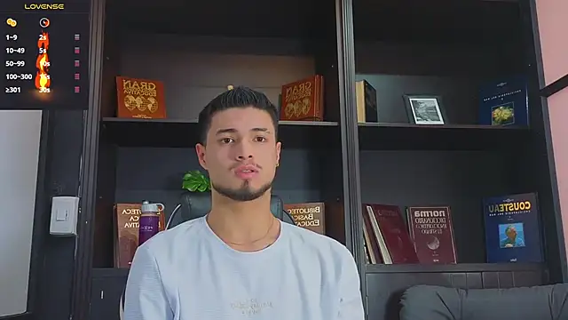 Snapshot of EdwardRoss_ chatting on 09/12/25, 08:19 EdwardRoss online show from 09/12/25, 08:19