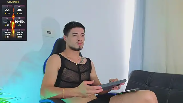 EdwardRoss  online show from 02/16/26, 08:51