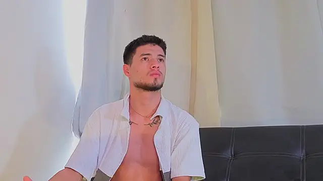 EdwardRoss  online show from 04/08/26, 01:45