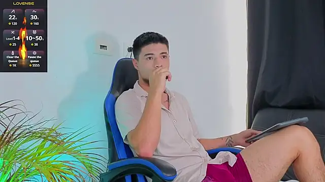 EdwardRoss  online show from 12/20/25, 08:12