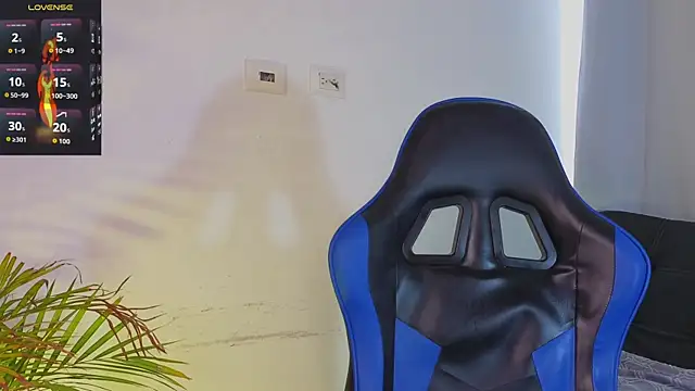 EdwardRoss  online show from 04/03/26, 09:21