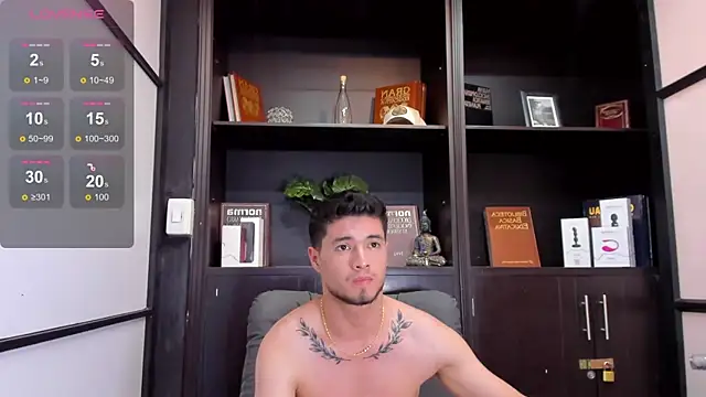 Snapshot of EdwardRoss_ chatting on 03/17/25, 12:42 EdwardRoss online show from 03/17/25, 12:42