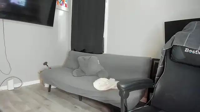 Persiasparadise online show from 10/18/25, 05:04