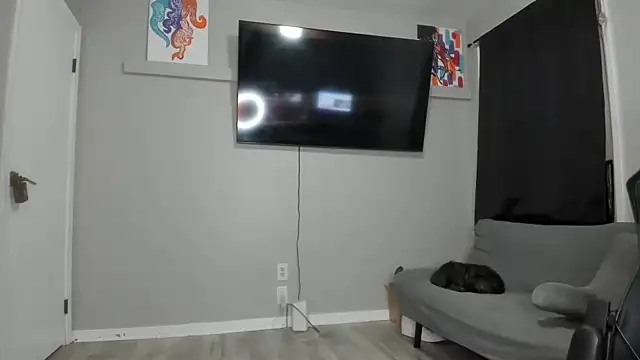 Persiasparadise online show from 10/15/25, 01:15