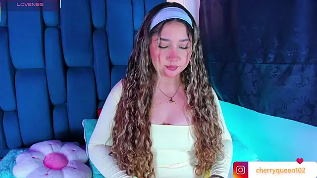 Cherryyquen online show from 11/12/25, 07:51