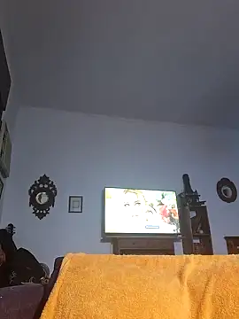 Snapshot of LYZBORNHD chatting on 10/14/25, 09:36 LYZBORNHD online show from 10/14/25, 09:36