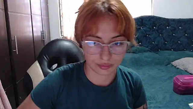 Snapshot of Kate_lorens9 chatting on 02/12/26, 02:06 Kate lorens9 online show from 02/12/26, 02:06