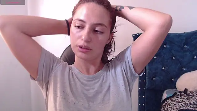 Snapshot of Kate_lorens9 chatting on 02/15/25, 06:12 Kate lorens9 online show from 02/15/25, 06:12